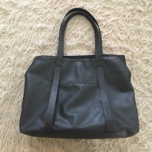 Black Triple Compartment Tote / Universal Thread
